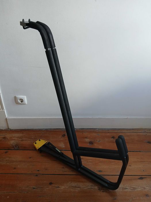 Suporte de contrabaixo Hércules