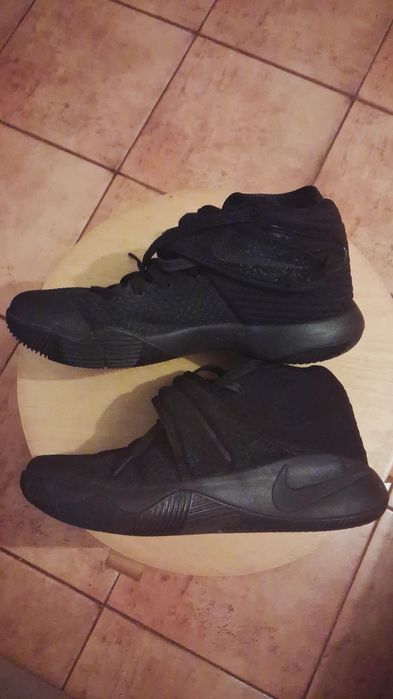 Sapatilhas de Basquetebol Nike Kyrie 2 "Triple Black" – Original