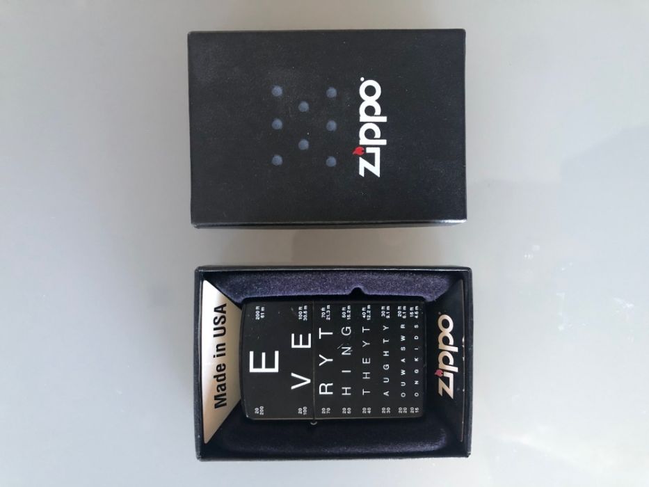 ZIPPO "Eye Chart" Preto Mate (preço inclui envio)