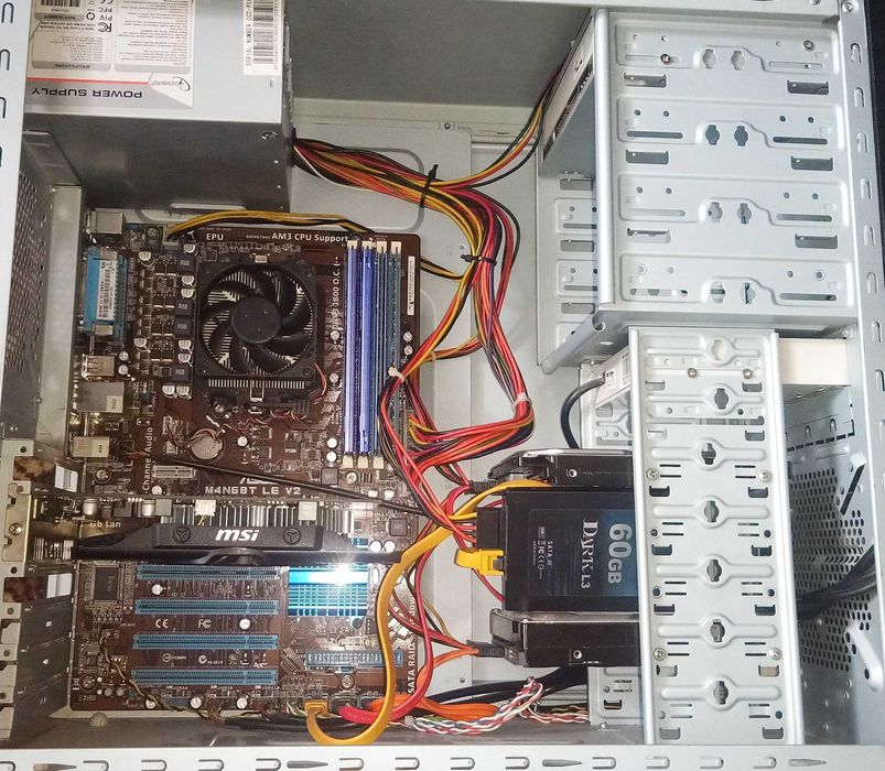 бюджетный игровой компьютер(AMD Phenom II, 8Gb DDR3, Radeon R7 250)