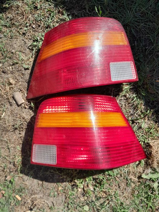 Faróis Golf IV novos