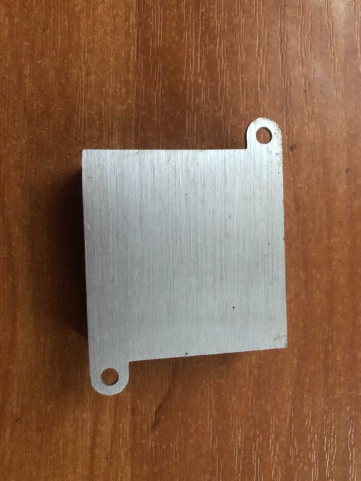 Radiator chłodzący 37,5x38,2x11,5 mm, chłodzenie iskrownika IS-19