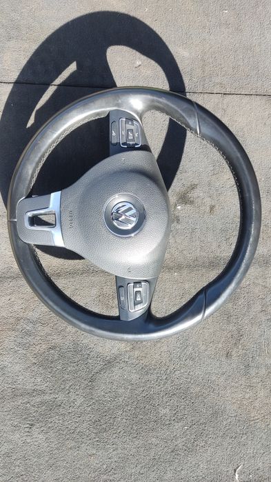 Kierownica trójramienna multifunkcyjna Volkswagen Passat B7 z poduszką