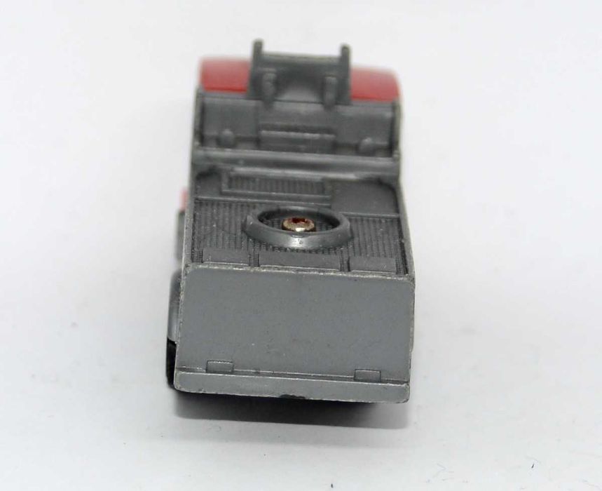 Model Resorak Auto Straż Pożarna 8022 1:64 die cast