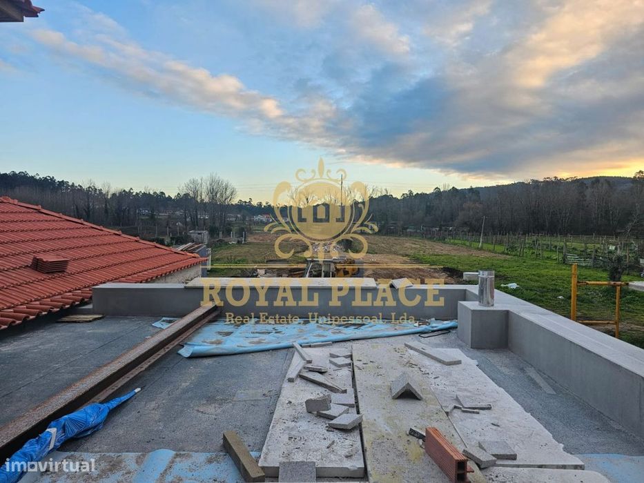 Moradas em Banda, Lobão