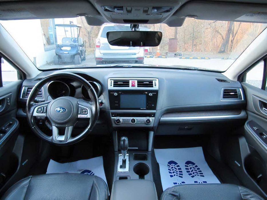 Subaru Outback 2.5i Limited      2017