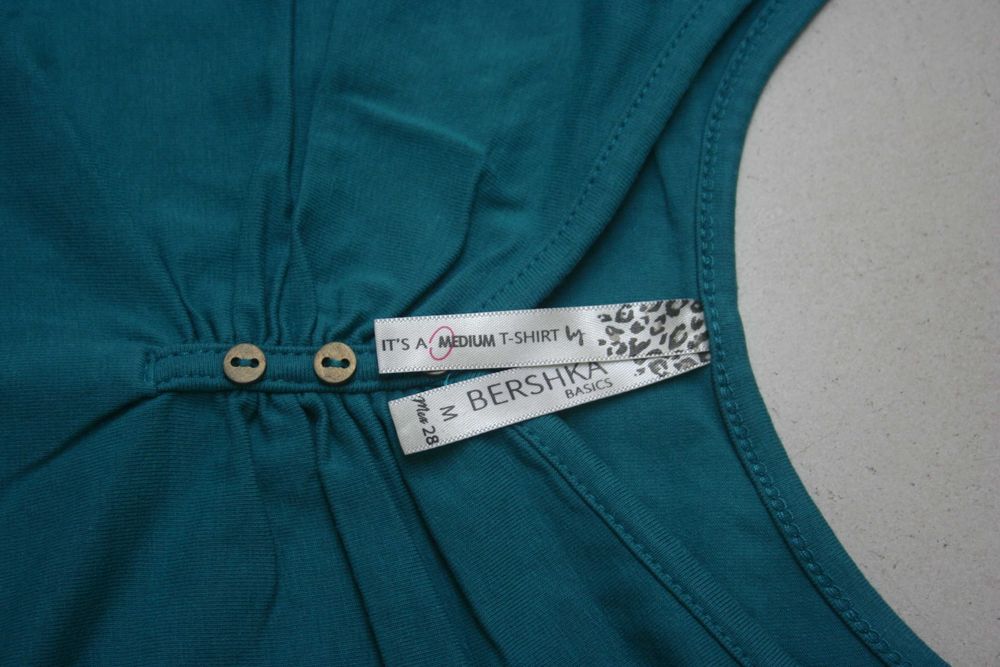 3 Tops Bershka M