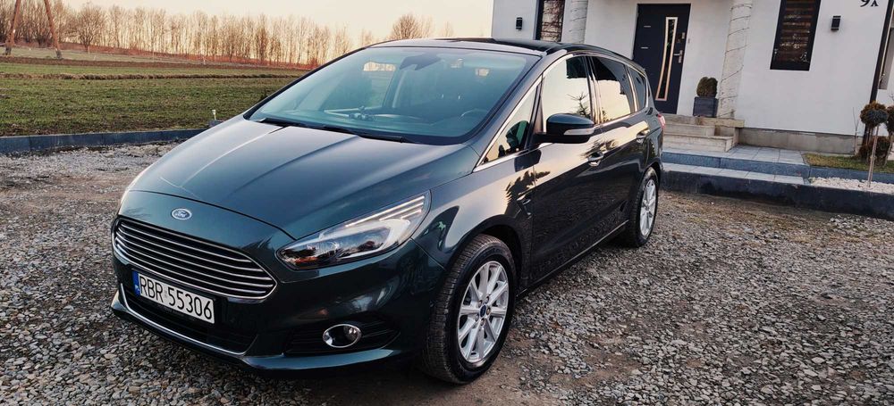 Ford S-Max