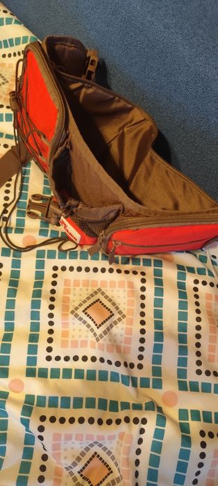 Pas nerka na wycieczki z psem.