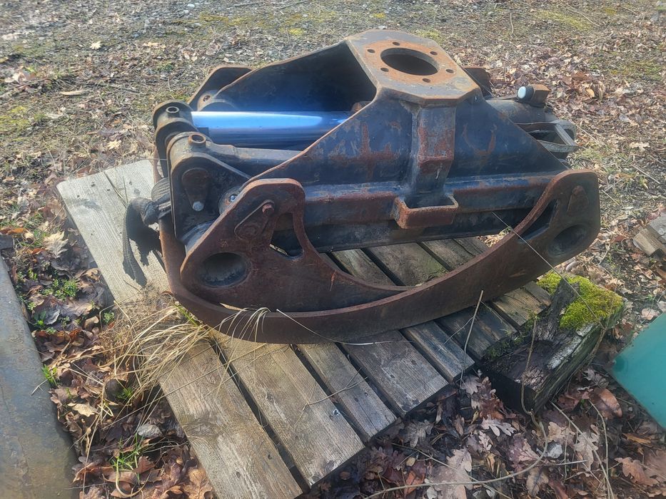 Chwytak do drewna duży  sprawny hultdins loglift