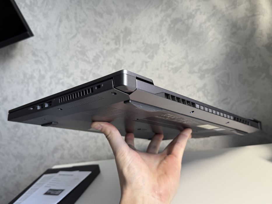 Asus StudioBook/RTX2060-6GB/SSD 1TB/i7/16GB/Ноутбук.