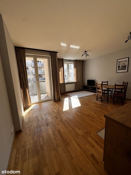 Funkcjonalne 3 pokoje | 64 m² | 2 balkony | Winda | SKM i Las