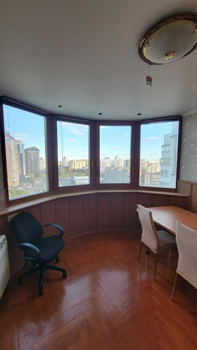 Тимошенко 13А, Левка Лукьяненко 13А