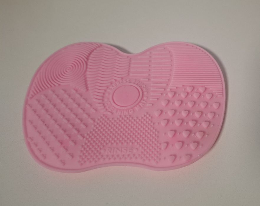 Mata czyszczącą do pędzli