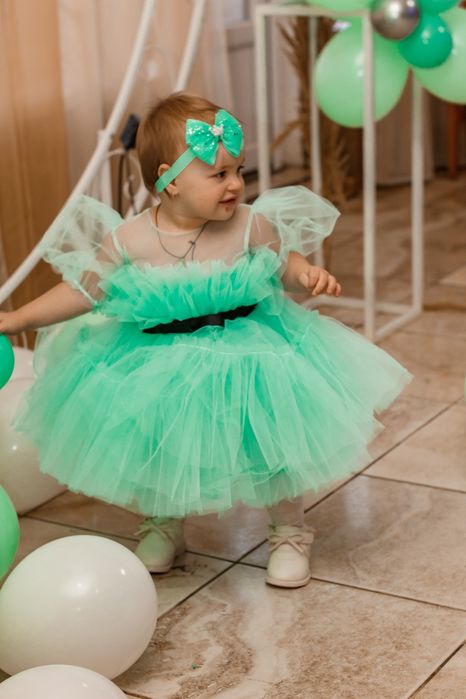 Сукня на рочок, в ідеальному стані