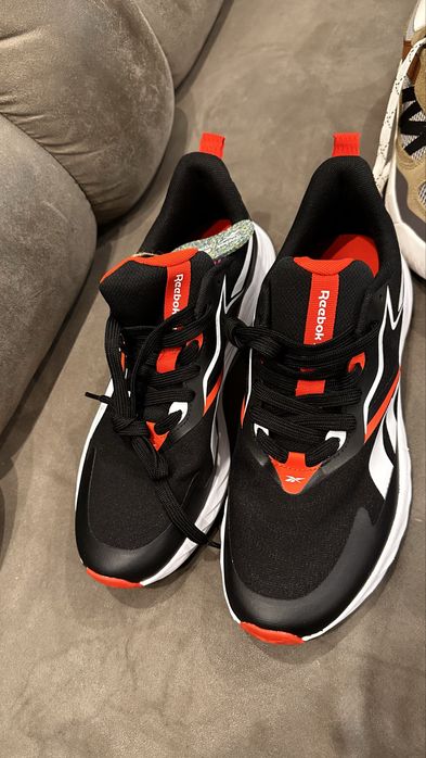 Кросівки.Reebok.Оригінал.