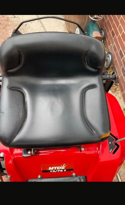 Kosiarka traktorek MTD 76 T z silnikiem Briggs&Stratton o mocy 12.5km