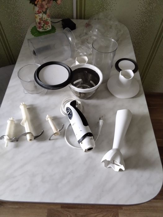 Миксер погружной BRAUN turbo. 600 Watt. Б/у. Рабочий.