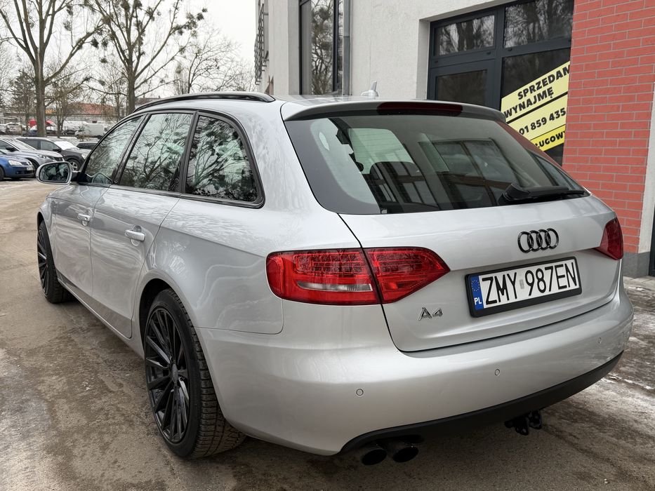 Audi A4 B8 2011R 1.8 T Benzyna 6 BIEGÓW Bi-Xenon Full Led Alu18 S-Line