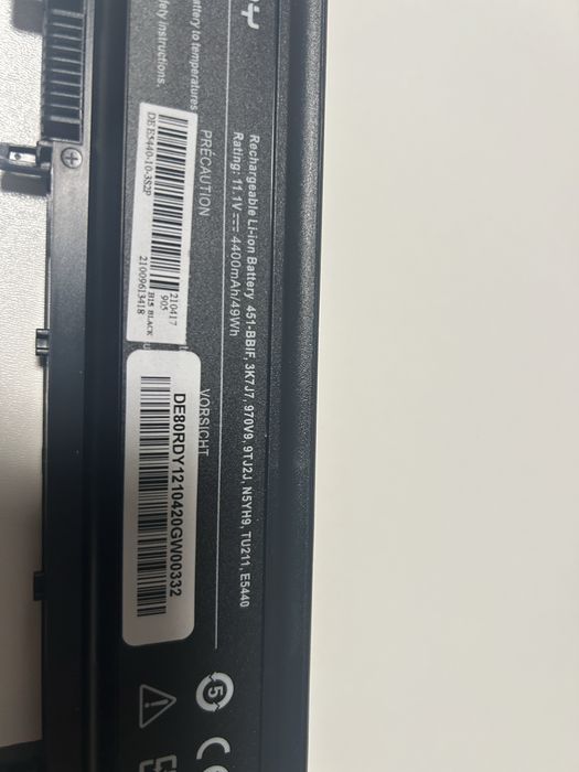 Bateria  para portátil Dell nova sem utilização