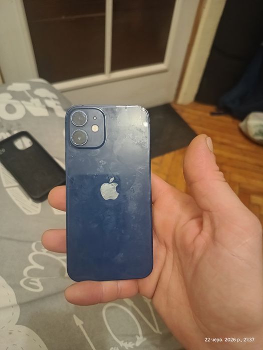 Продам iPhone 12 mini