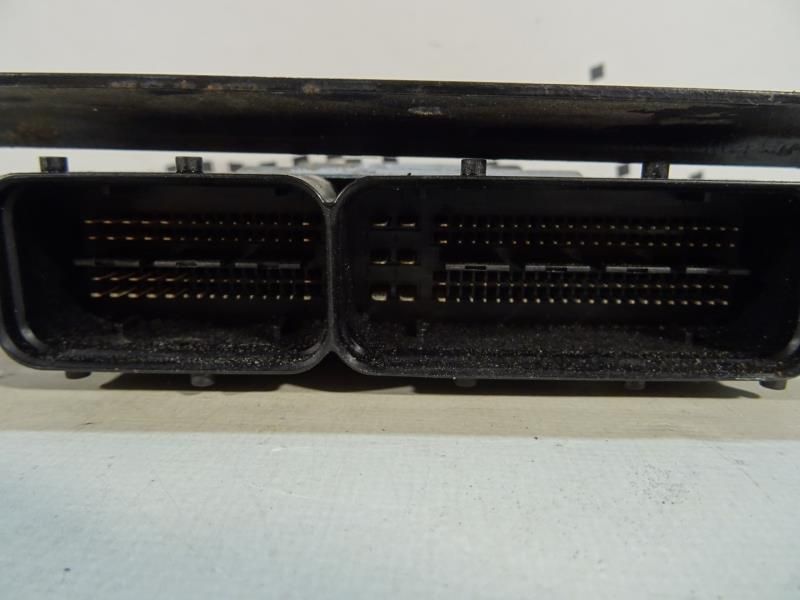 Centralina motor / ECU VOLKSWAGEN Passat (3C2)