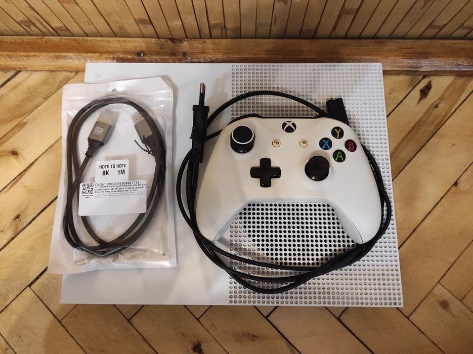 Xbox one з дисководом