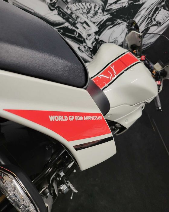 Yamaha YZF-R1 world GP 60th