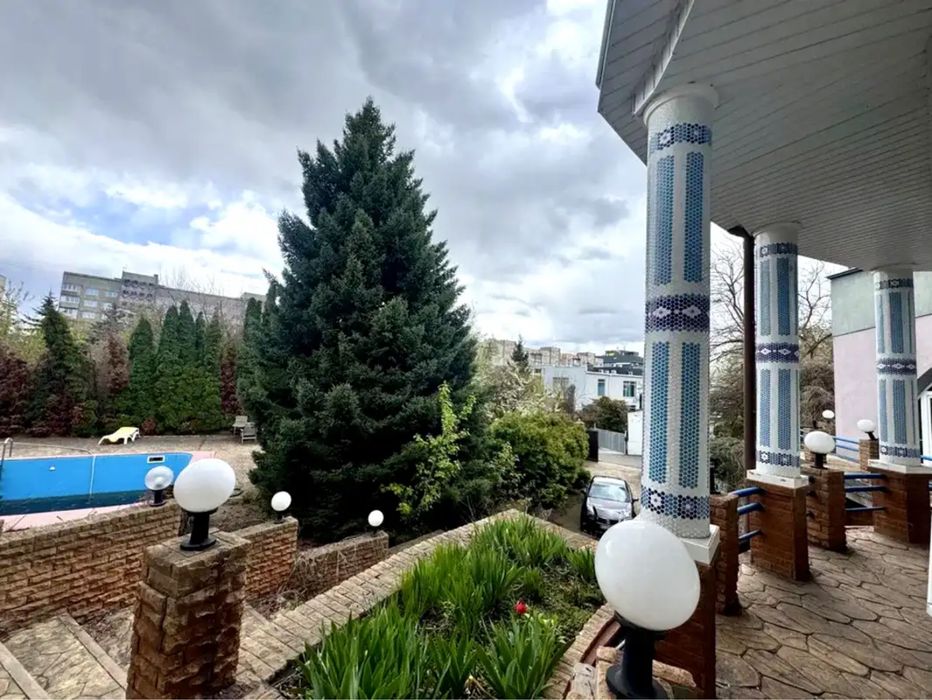 ЕКСКЛЮЗИВНИЙ будинок 1200 м2 у Києві | Голосіївська | Терміново!
