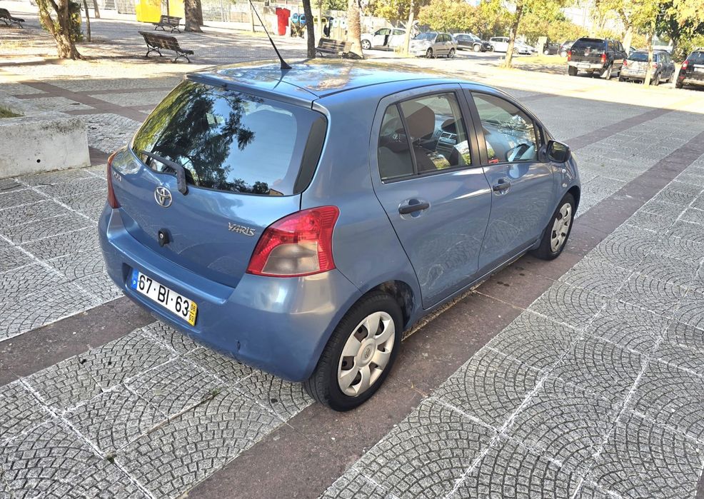 Toyota yaris apenas 137 mil klm — photo 5