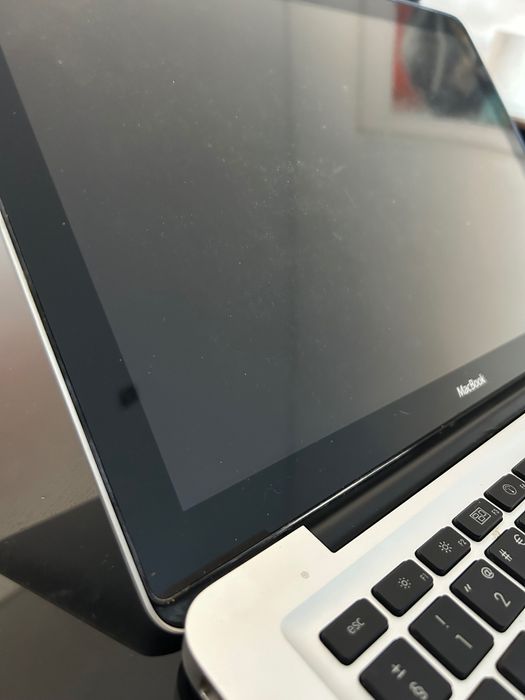 MacBook 2008 13’