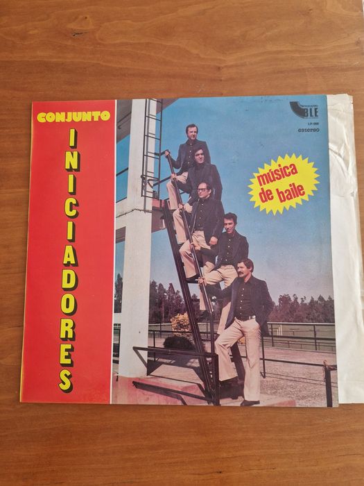 Vinil "Música de baile", Iniciadores