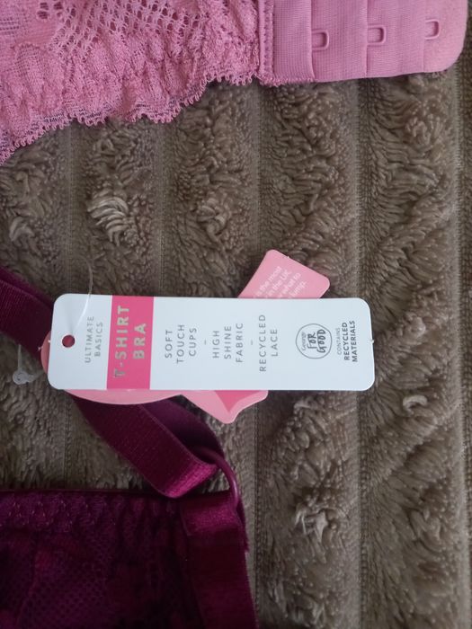 Ліфчики GEORGE ,