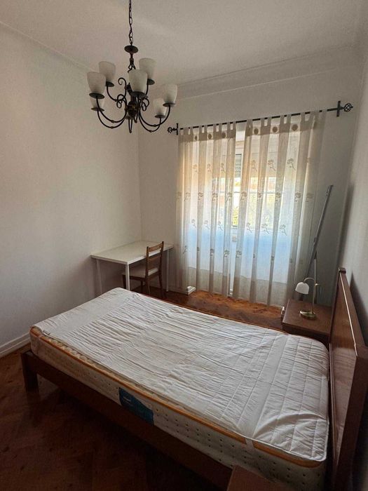 Quarto em Moscavide Para arrendar com despesas incluidas