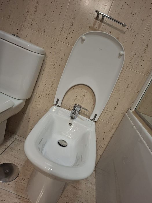 Bidé Roka como novo