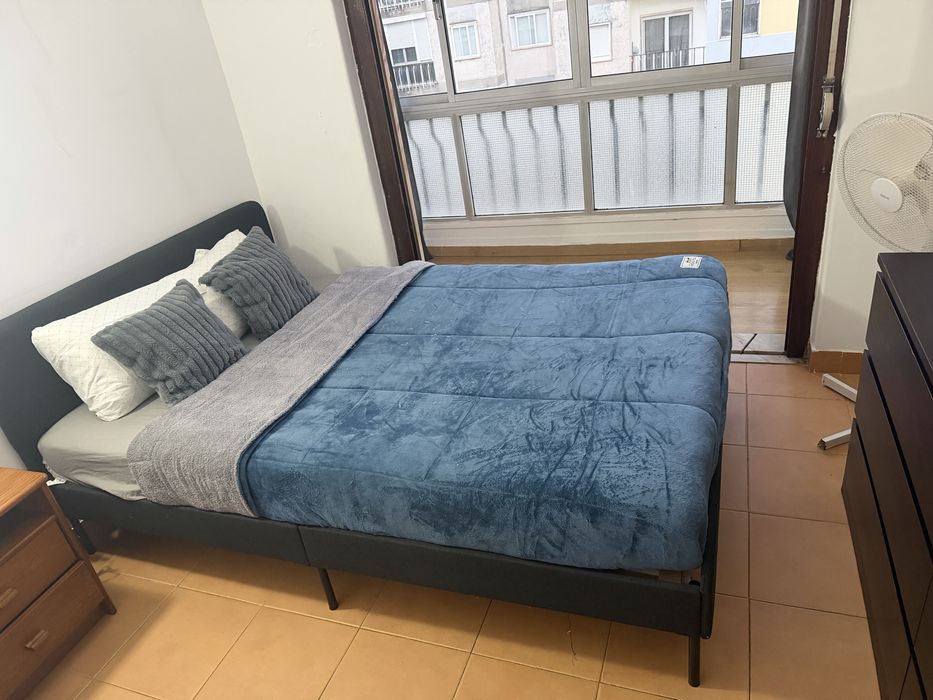 Quarto para arrendar na Póvoa de Santo Adrião Odivelas  450 mensal