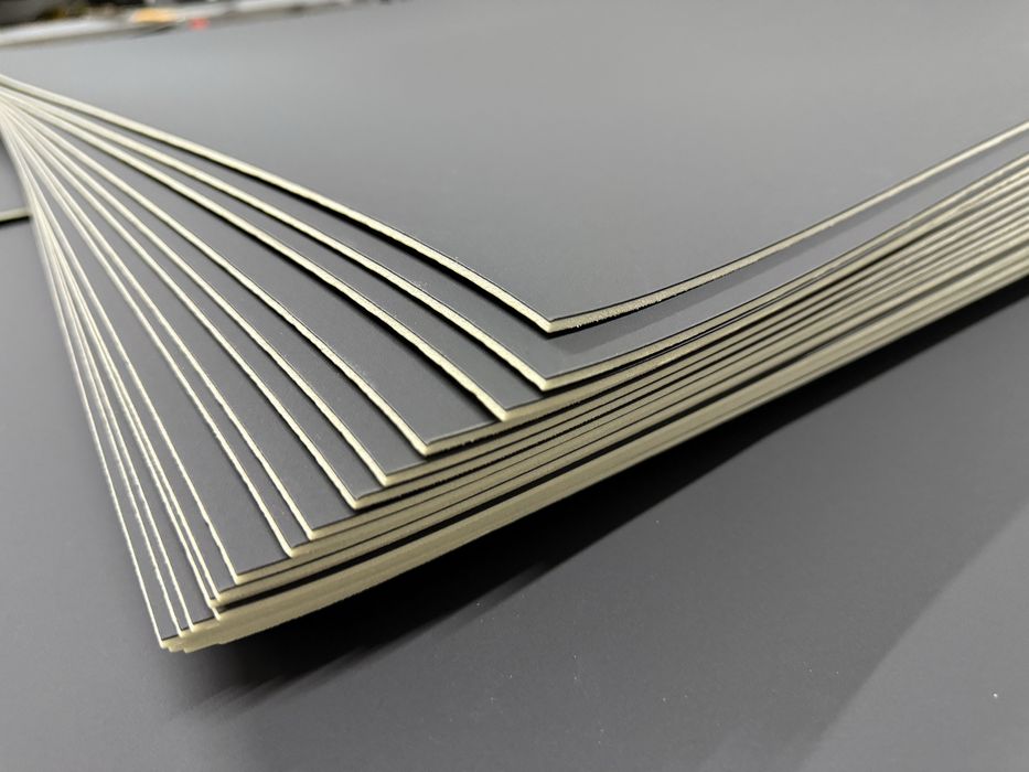 Maty tapicerskie, akustyczne, ozdobne, samochodowe.