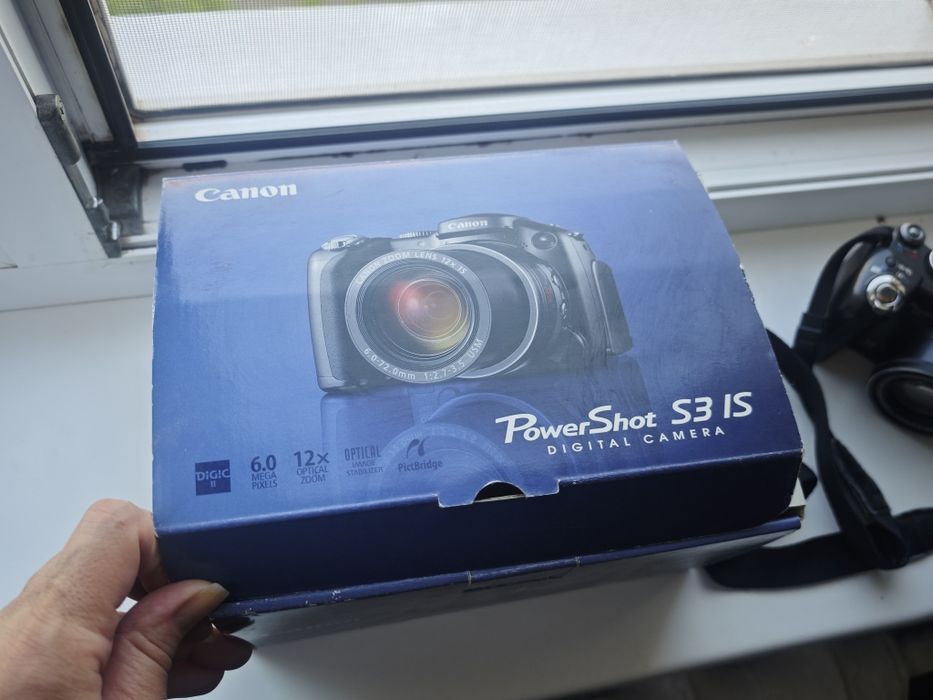 Продам цифрову фотокамеру