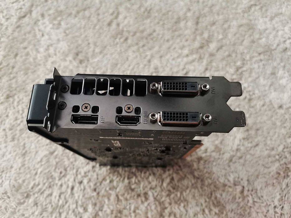 Asus 8GB Rx 570 - Karta graficzna