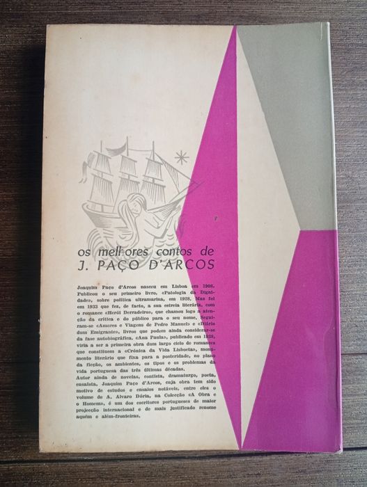 Livro  "Os Melhores Contos de J. Paço d'Arcos"