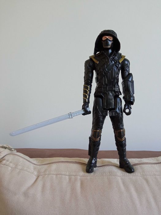 Figurka Ronin z mieczem