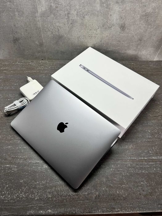 Macbook Air 2020 | Pudełko | Ładowarka |