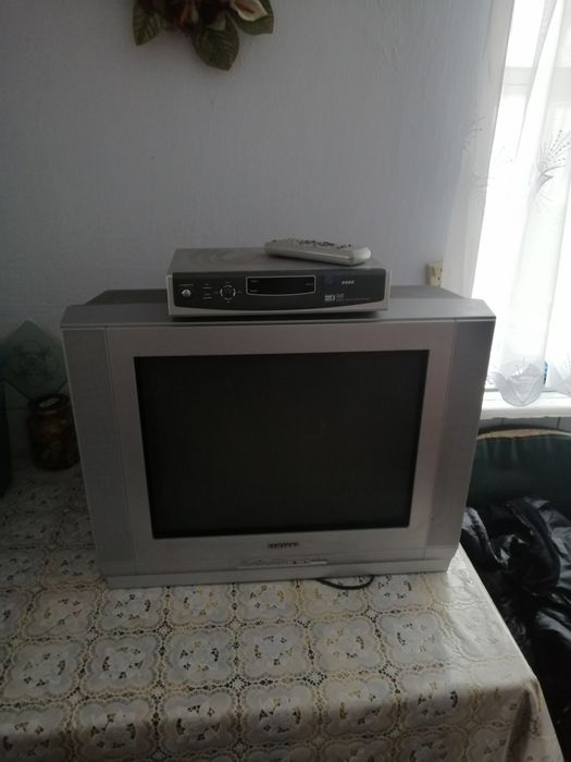 Продам телевізор самсунг