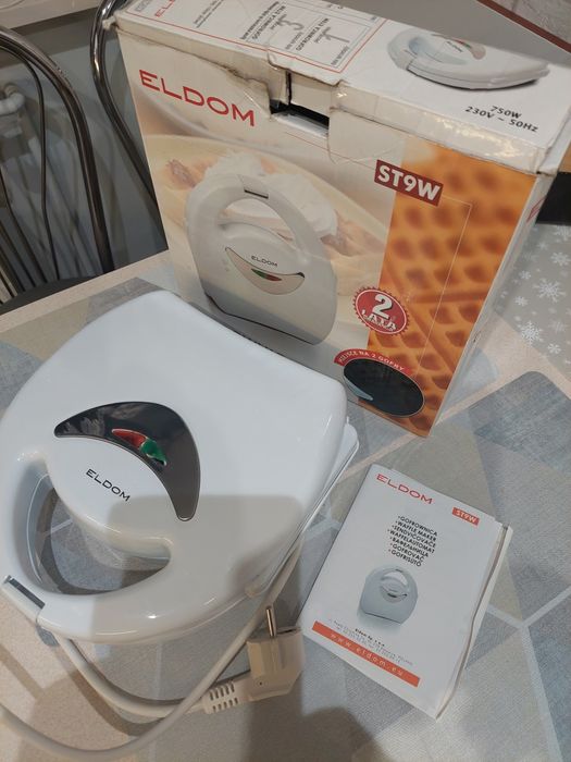 Gofrownica Eldom ST9W