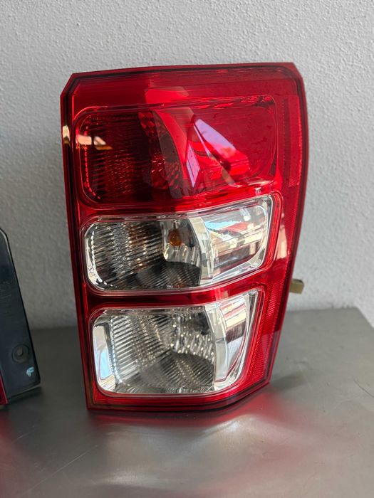 Farolins Traseiros Suzuki Grand Vitara 2 de 5 Portas