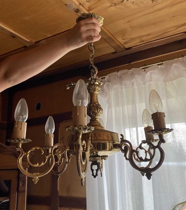 żyrandol mosiężny, 6 ramion