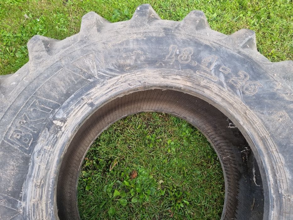 Dwie Opony 18.4x26