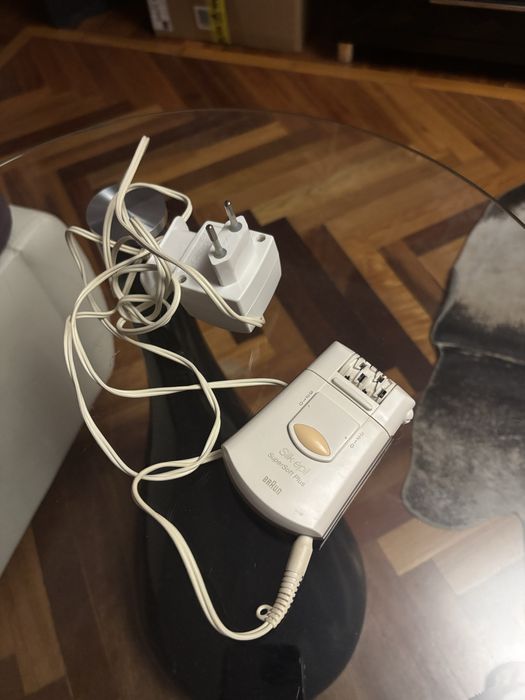 Эпилятор для удаления волос.