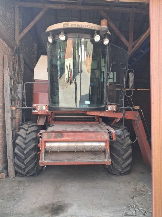 Kombajn zbożowy laverda 3790  hydrostat klima stół do rzepaku