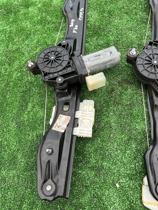 Склопідйомник Бмв ф30 bmw f30 стеклоподьемник задній зад